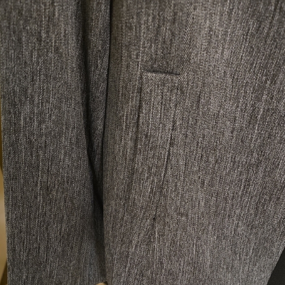 Preston & York Gray and Black Blazer Modern Collarless Design - Picture 4 of 11